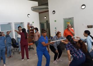 Capacitan a servidores para fortalecer atención de personas con discapacidad