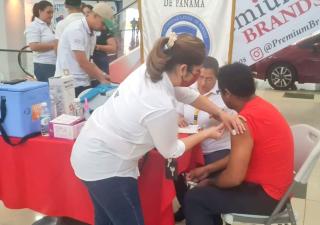Minsa en Herrera reitera llamado a la vacunación contra la Influenza