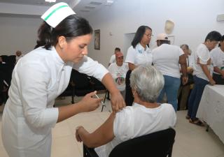 Jornada de vacunación en el interior del país
