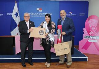 MINSA entrega premios a las concursantes Mujer Cinta Rosada 2023