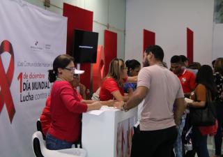 MINSA realiza pruebas de VIH en Albrook Mall