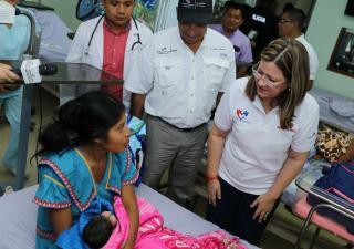 Por las poblaciones vulnerables trabajamos en equipo: ministra Turner