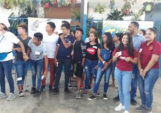 Jóvenes herreranos participan de verano seguro y saludable en Las Minas.