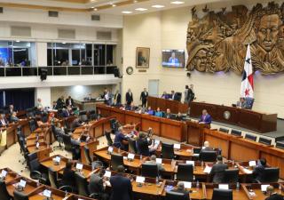Orientación y atención a grupo de diabéticos de Colón
