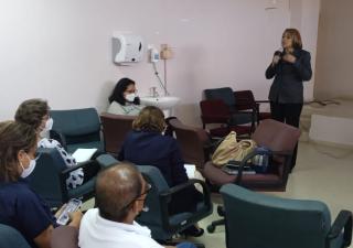 Docencia en el auditorio del Hospital Nicolás Solano sobre Clínica de Hemofilia.