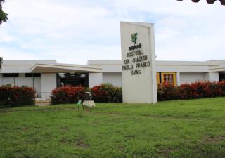 Empresa presenta planos para sobre techo del hospital de Las Tablas 