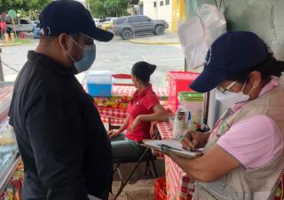 Minsa Antón trabajando por la Comunidad 