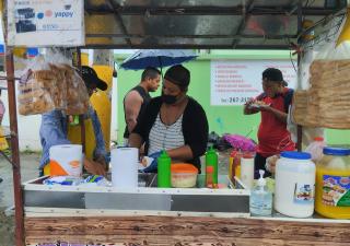 Verifican puestos de ventas de alimentos en la ruta  del desfile en San Miguelito
