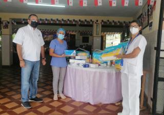 Salud entrega importante donación al Hogar de Ancianos de Azuero 