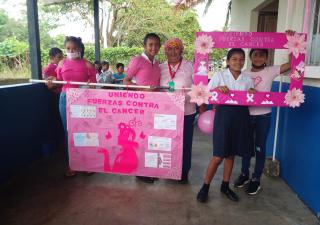 Caminata rosada en conmemoración al mes de la cinta rosada en Panamá Este