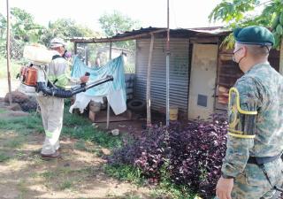 Jornada de limpieza y eliminación de criaderos en la comunidad de Chechebre de Unión de Azuero en Chepo.