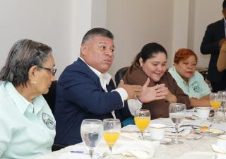 Ministro Sucre insiste en que medidas de bioseguridad no deben descuidarse con apertura gradual     