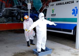 Proceso de desinfección de vehículos