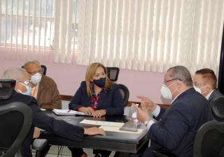 Consejo Consultivo presenta recomendaciones al MINSA y a la CSS