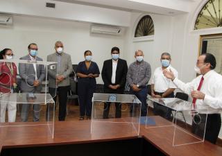 Cámaras aislantes donadas por la universidad de Panamá