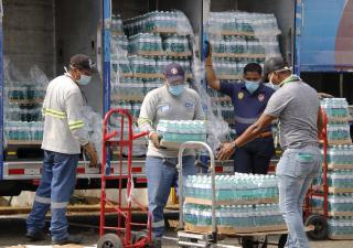MINSA agradece donación de agua a la CN e insumos a la Cámara de Comercio e Industrias y Agricultura de Panamá