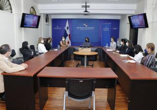 MINSA sostuvo reunión con CDC sobre control del VIH en Panamá
