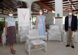 MINSA recibe 10 sillas facilitadoras para donar sangre  