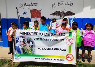 Conforman grupo cazamosquito en la comunidad de Dos Caños en Bocas del Toro 