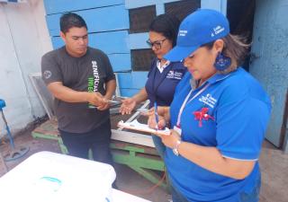Vigilancia sanitaria en la ruta de los desfiles en Bocas del Toro