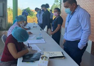 Realizan toma de hisopados a personal del TE en Bocas del Toro