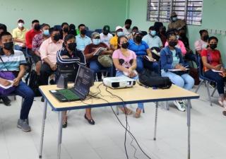 Capacitan a manipuladores de alimentos en Chiriquí Grande