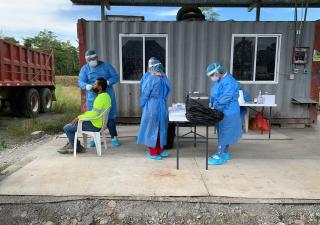 ERR de Bocas del Toro realizan hisopado en constructora