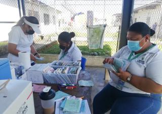 Privados se libertad en Bocas del Toro reciben atención de Salud 