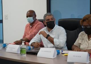Ministro Sucre analiza situación de Bocas del Toro en gira provincial