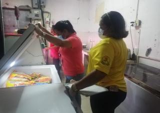 Departamento de Saneamiento Ambiental continúa operativos nocturnos en Bocas del Toro