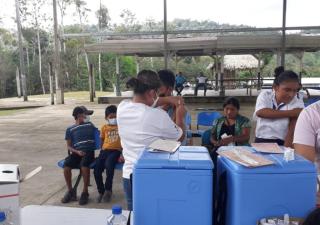 Gira de Salud en el Teribe Bocas del Toro 