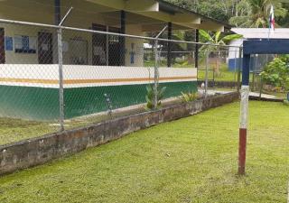 Puesto de Salud en Bonyic recibe nevera solar