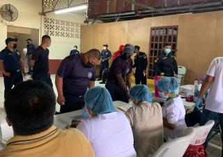 ERR realizan pruebas de hisopados en el cuartel de bomberos en Changuinola