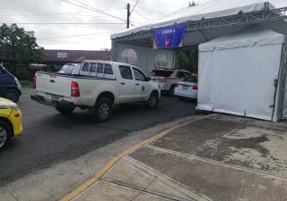Aplican 439 vacunas de AstraZeneca en Calvin Byron