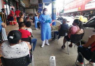 Avanza proceso de vacunación en barrido en Bocas del Toro
