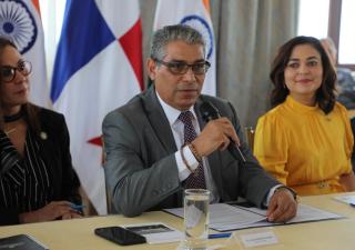 Buscan posicionar a Panamá como Hub Farmacéutico de las Américas