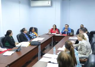 Reunión para discutir avances del Programa sobre uso medicinal de Cannabis