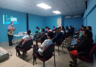 Continúan capacitaciones a manipuladores de alimentos en Bocas del Toro