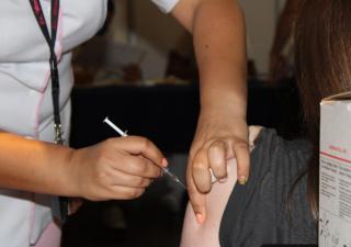 Centros comerciales habilitados para inoculación con Pfizer  