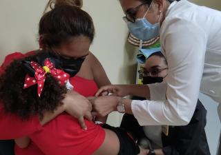 Exhorta a padres de familia chiricanos a vacunar niños desde los 6 meses de edad