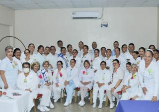 Equipo de enfermería chiricano reafirman su compromiso y celebran su día