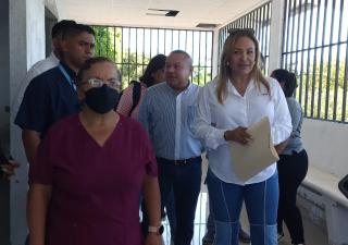 Inspeccionan Puesto de Salud que se construye en Los Abanicos de David Sur