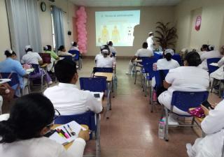 Realizan inducción a enfermeras sobre atención de adultos mayores