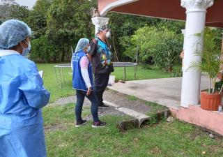 Brindan atención a pacientes positivos en Tierras Altas