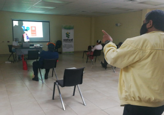 Regional de Chiriquí realiza conversatorio con comunicadores