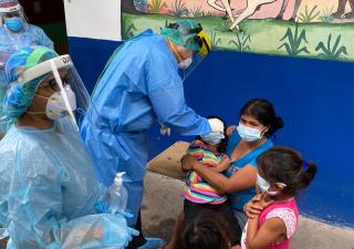 Regional de Chiriquí verifica albergues y realiza pruebas de hisopado