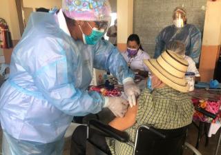 Coclé vacuna a personas con discapacidad 