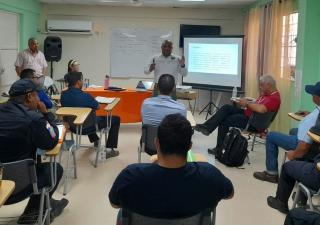 Jornada de inspecciones y control de vectores en Merca Chitré