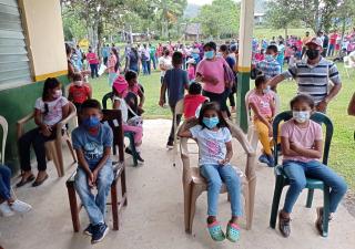 Inicia vacunación pediátrica en escuelas de Coclé