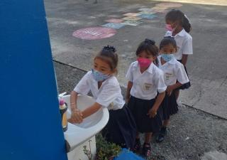 Vacunación en escuelas de Coclé